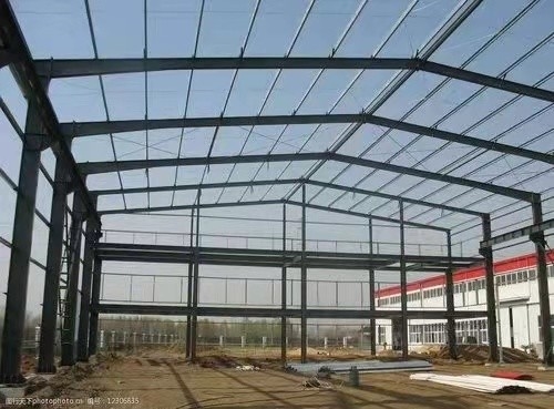 OEM المباني الصناعية الفولاذية الزراعية مزدوجة تمتد قبل سقيفة هندسية